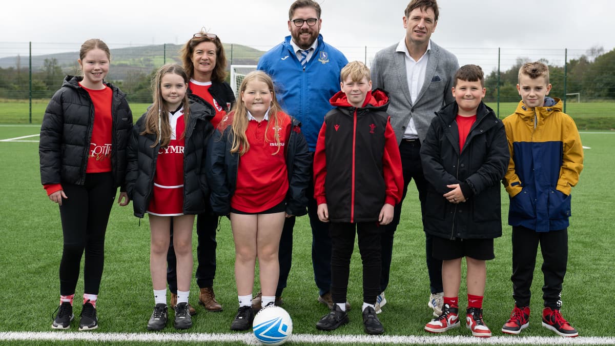 Eluned MS and Football Association Wales make visit to
